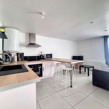 Chez Lisa-Maison De Ville A Конкарно Экстерьер фото