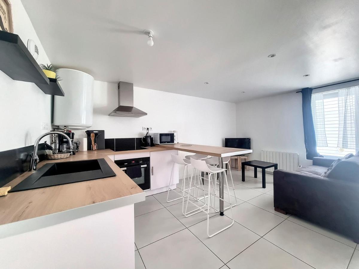 Chez Lisa-Maison De Ville A Конкарно Экстерьер фото